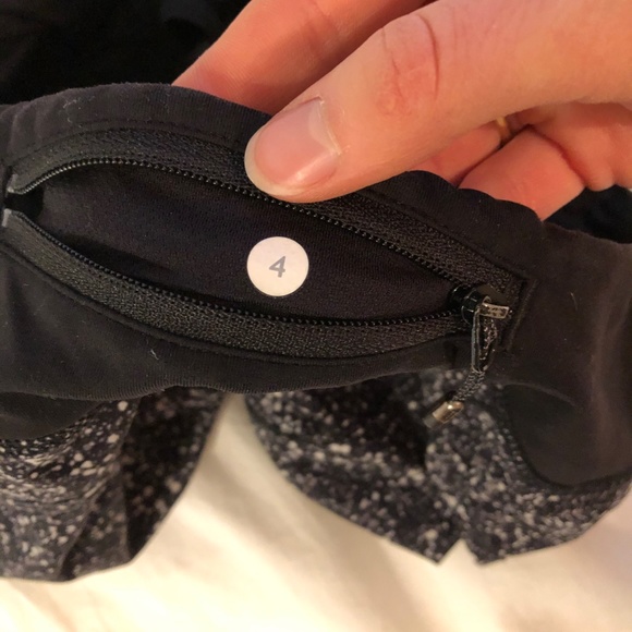 Lululemon Speed Up Short 2" - Picture 5 of 6